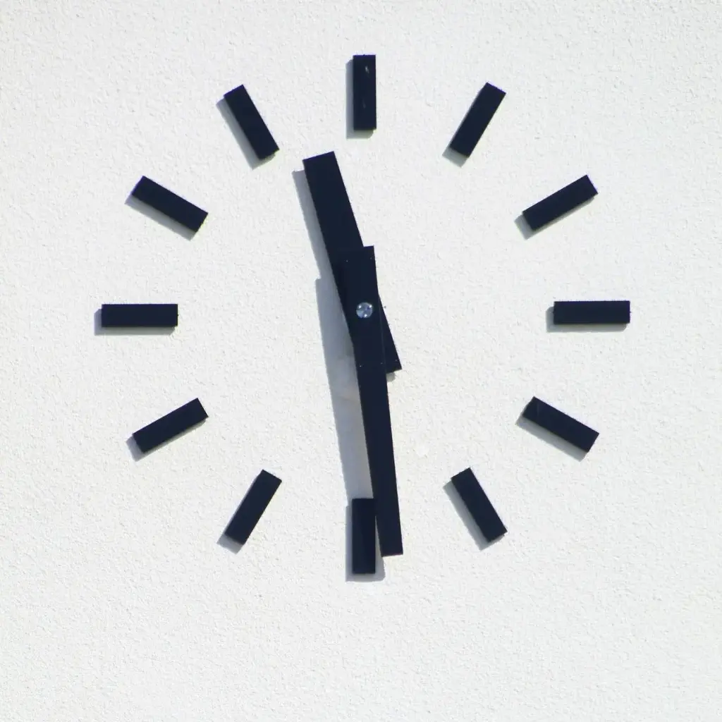 Metal Wall Clock – Minimal Series